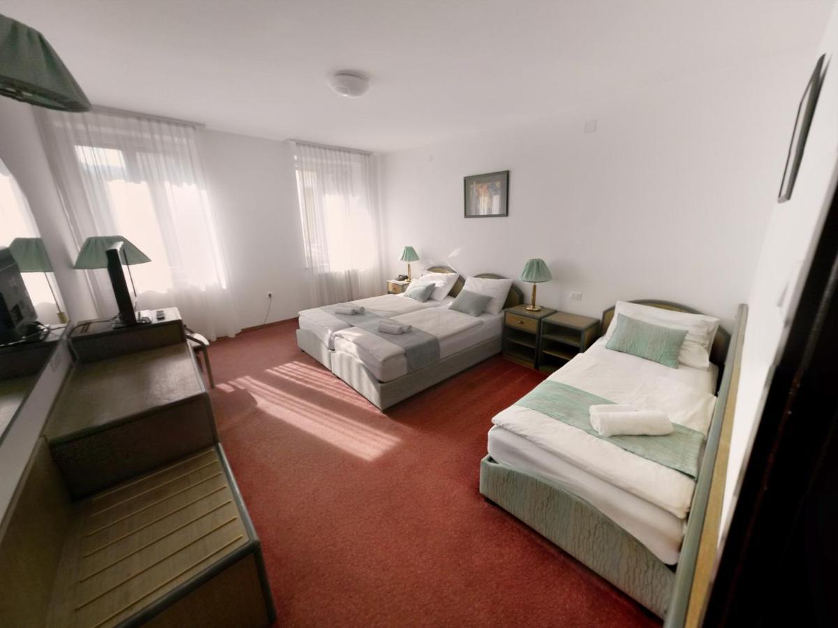 Hotel Lucija Most na Soči Dış mekan fotoğraf
